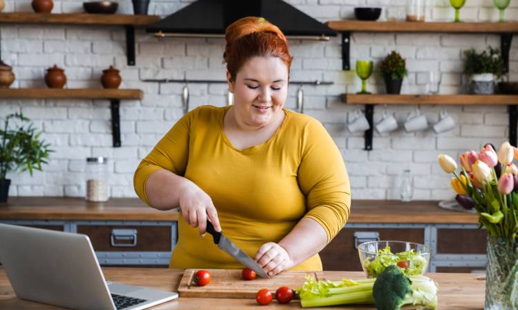 Dieta po operacji bariatrycznej – jak powinno wyglądać żywienie po zmniejszeniu lub wyłączeniu żołądka?