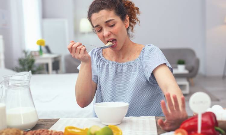 Dieta przy atopowym zapaleniu skóry – zasady, zalecenia i wpływ na objawy AZS