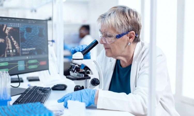 Dwa drzewa - genealogiczne i genetyczne. Przeszłość i przyszłość zapisana w genach: choroby genetyczne i obciążeniowe dziedziczenie