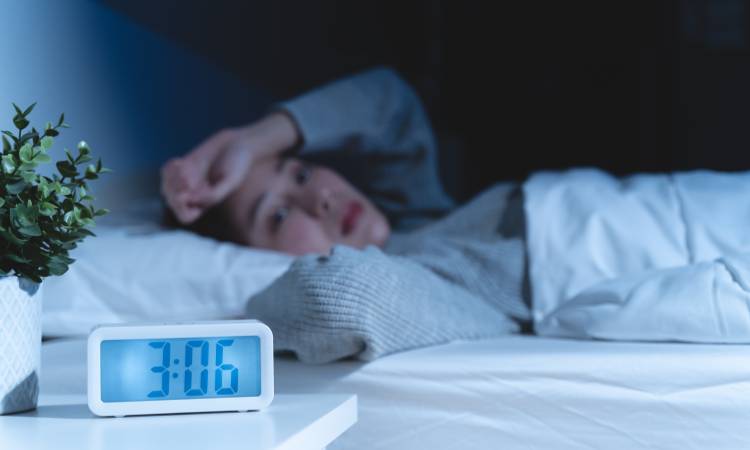 Dieta w zaburzeniach lękowych – co jeść, a czego unikać przy stanach lękowych?