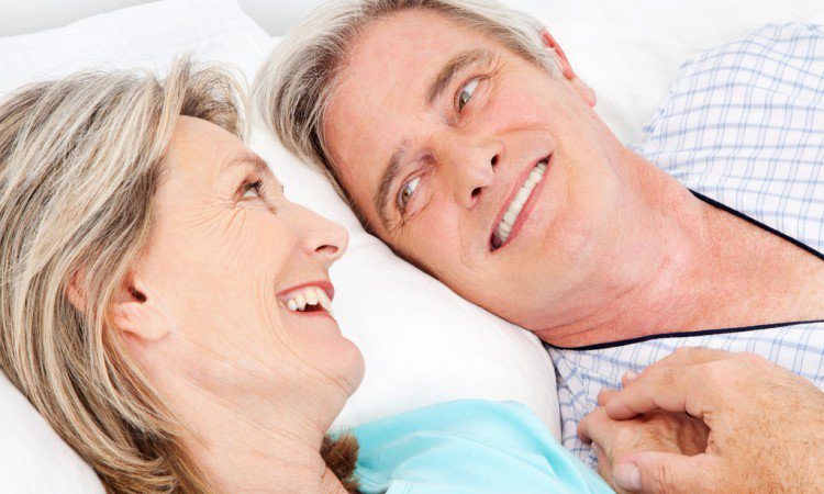 Seks 65+, czyli jak prowadzić udane życie erotyczne na emeryturze