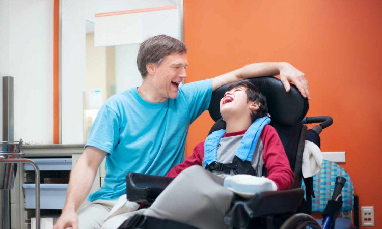 Atetoza: co to jest? Jak wygląda rozpoznanie, leczenie, rehabilitacja?