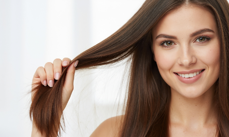 Biotyna (witamina B7) – właściwości, działanie i wpływ na włosy