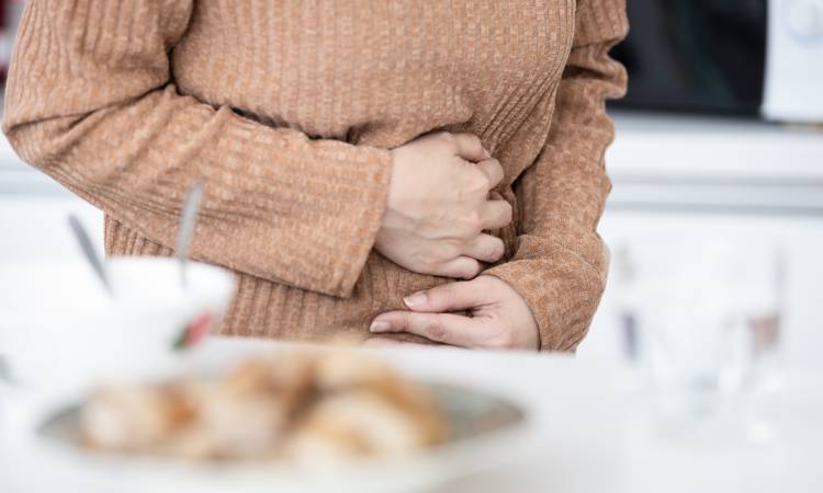 Dieta przy IBS – co jeść przy zespole jelita drażliwego, a czego unikać?