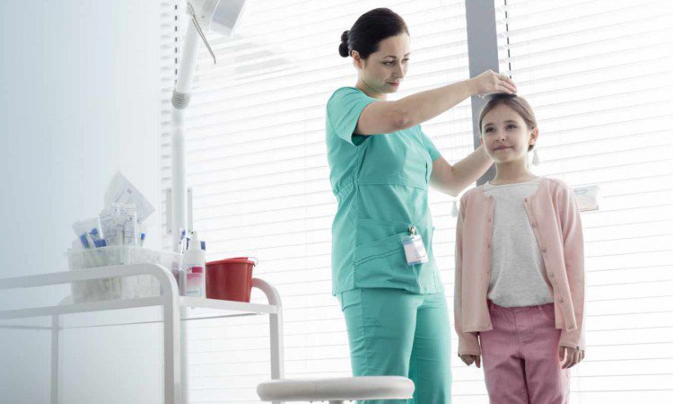 Zespół Turnera – przyczyny, objawy i diagnostyka. Czy da się normalnie żyć z zespołem Turnera?