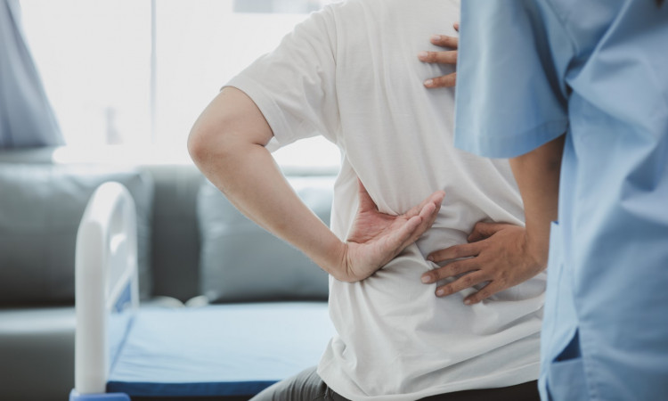 Przepuklina kręgosłupa – objawy, diagnostyka i metody leczenia przepukliny